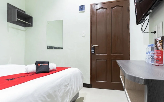 RedDoorz near Medan Amplas