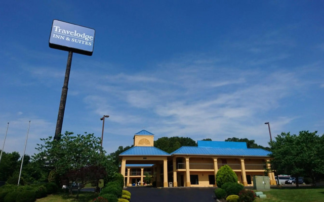 Travelodge by Wyndham Knoxville East