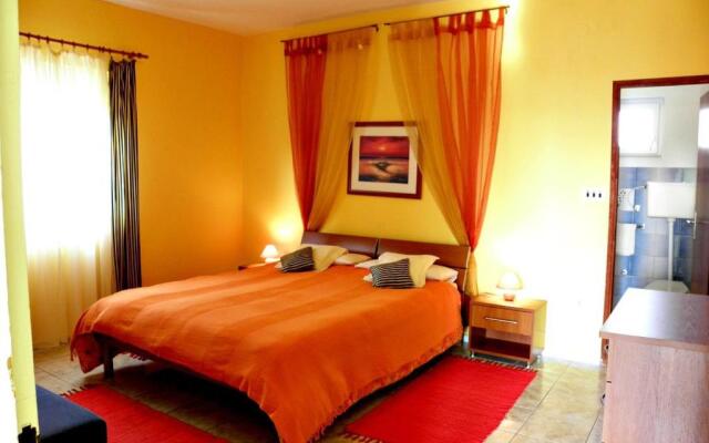 Apartments Gorda - 50m from beach