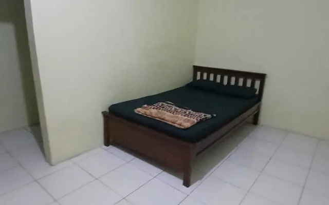 Hotel O Tamansari Panoramic Apartment By Cabres