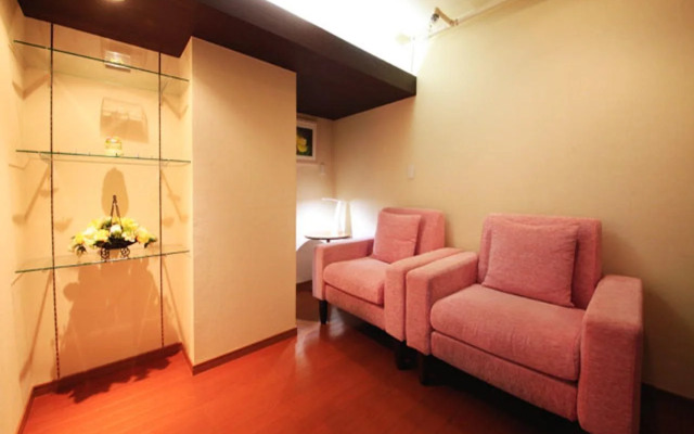 Shinjuku Urban Hotel