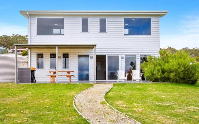 Manfield Seaside Bruny Island