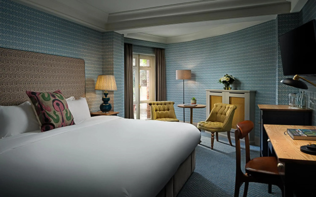 Schoolhouse Hotel