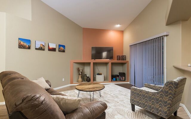 Ravenswood Retreat - 3 Br Home