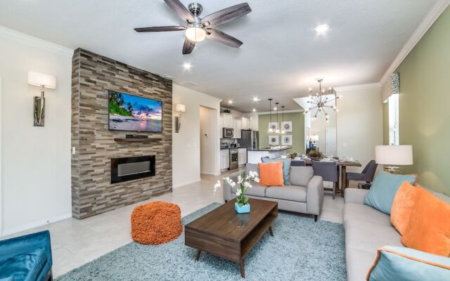 Villa! Private Pool & Game Room! Near Disney