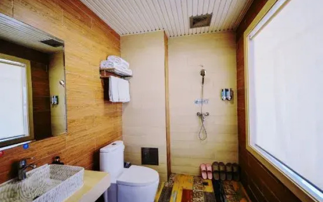 Yingtu Holiday Hotel