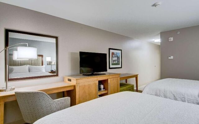 Hampton Inn & Suites Boston/Westborough