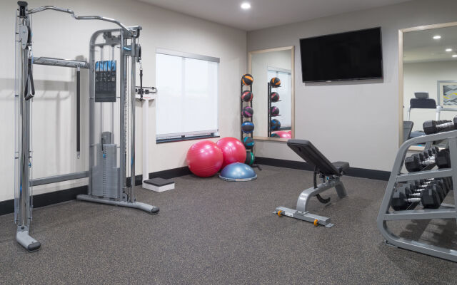 Holiday Inn Express & Suites Norman by IHG