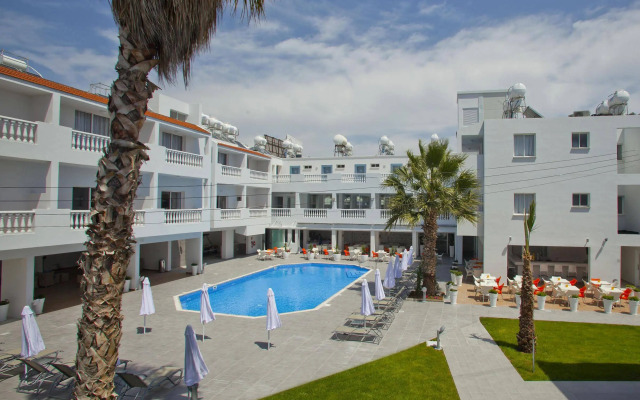 Princessa Vera Hotel Apartments
