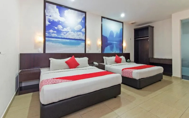 OYO 498 D&F Boutique Hotel Senawang