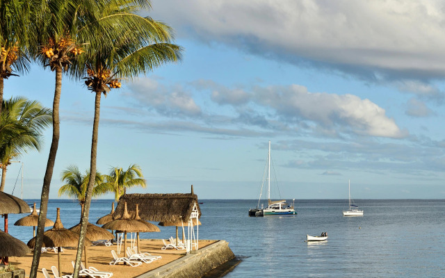 Mon Choisy Beach R.