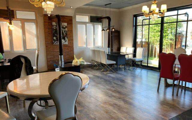 Hotel Home 21 Batumi