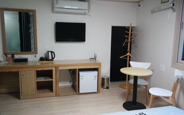 24 Guesthouse Suncheon