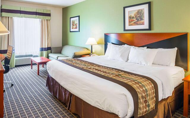 Clarion Inn & Suites Weatherford South