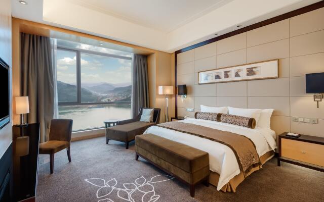 Crowne Plaza Yichang by IHG