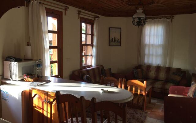 Asur Hotel & Aparts & Villas