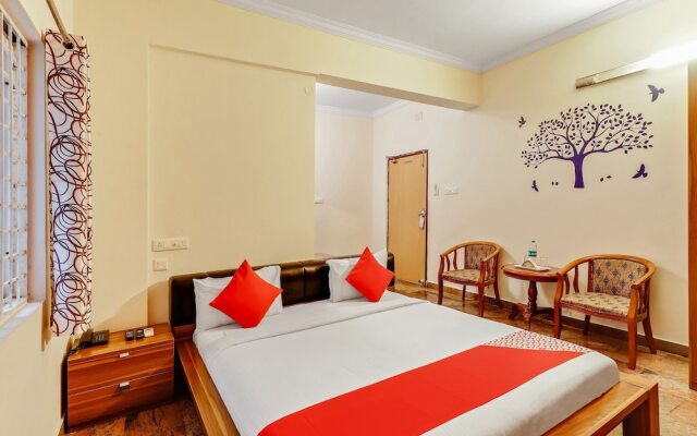 OYO 451 Goyal Residency