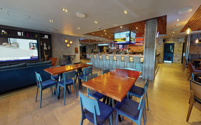 Village Hotel Manchester Bury