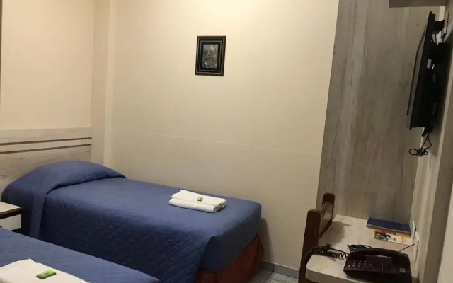 Hotel Colonial