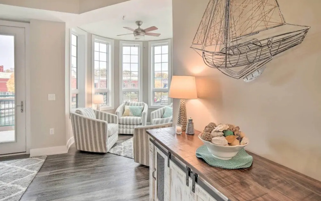 Luxe Manistee Condo w/ Balcony & River Views!