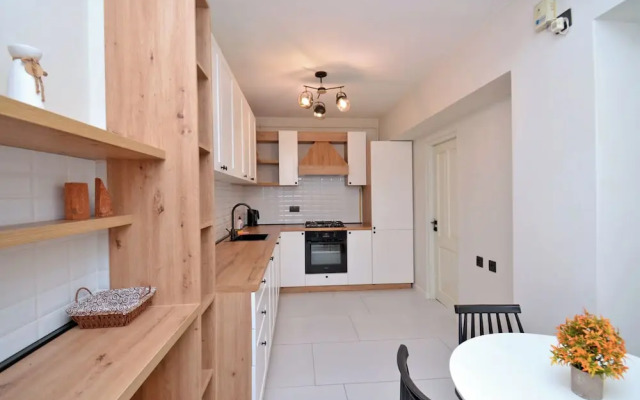 Comfort apartment on Nalbandyan street