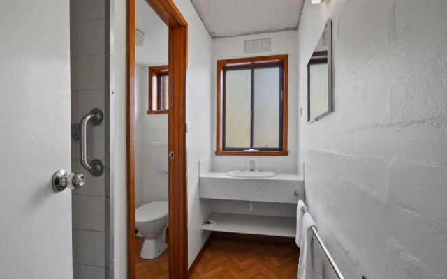 Eastern Beach Units #2