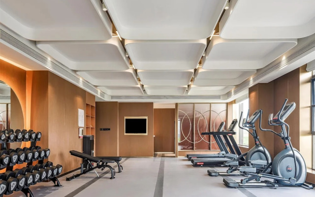 Hilton Garden Inn Xinyang East Railway Station