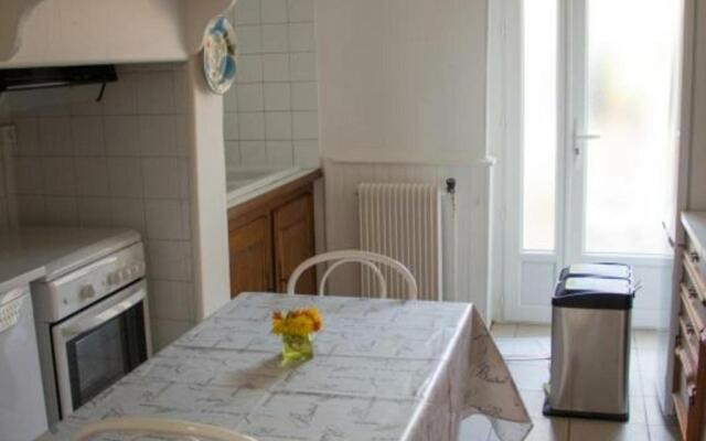 Gîte Villefranche-du-Périgord, 4 pièces, 6 personnes - FR-1-616-65