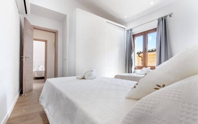 House - 4 Bedrooms with Pool and WiFi - 107923