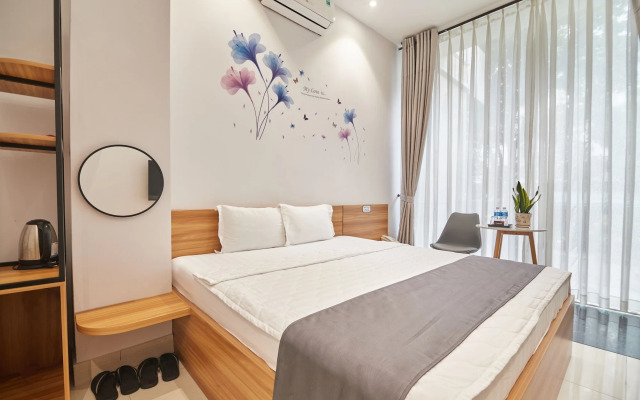 Bin Bin Hotel 2 - Near Him Lam D7