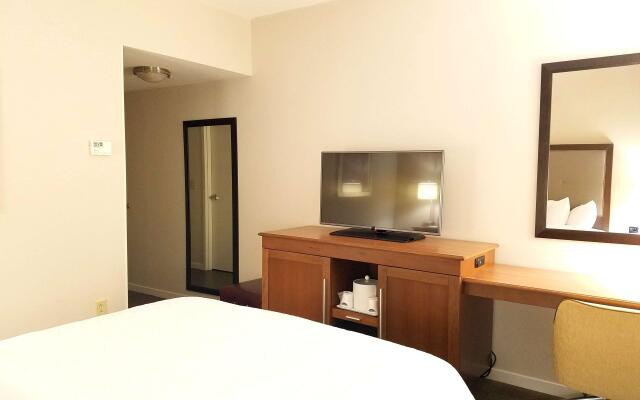 Hampton Inn & Suites Pittsburgh/Harmarville