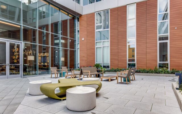 Global Luxury Suites at Longwood Medical Area