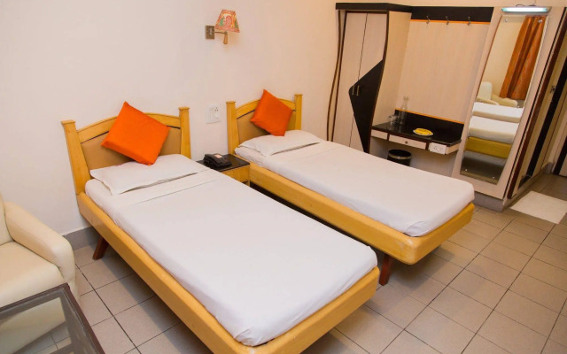 Hotel Kinnera Comforts