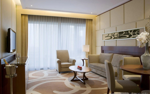 New World Dalian Hotel