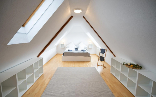 Große 3-Zimmer Maisonette Wohnung in Neuhausen