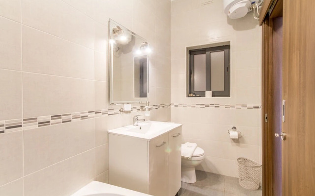 Ta'Siku Gozitan villa + Pool & hot tub