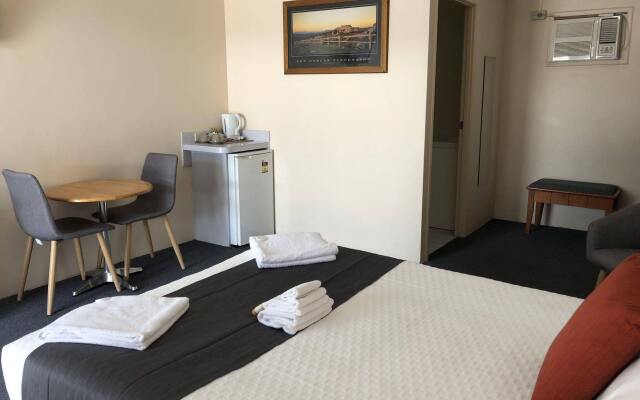 Alexander Motel