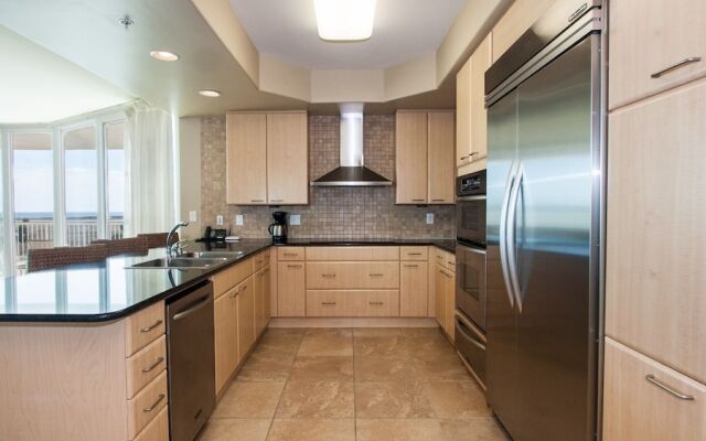 Crd0210 3 Bedroom Condo