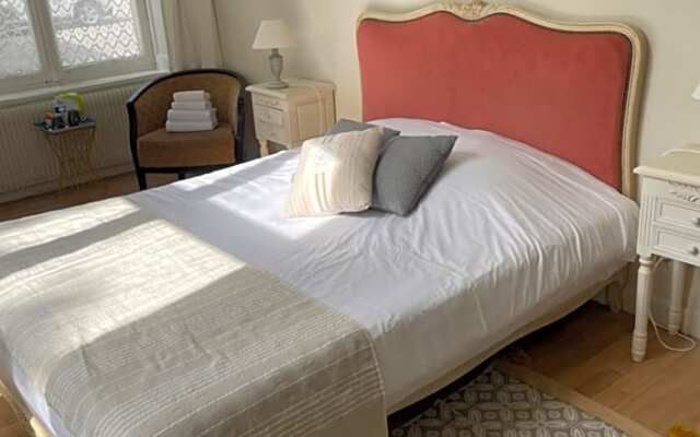 Hôtel Restaurant Du Chateau De Quineville