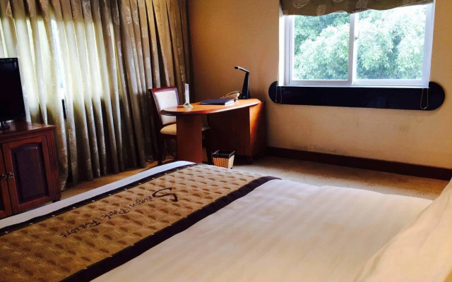 Saigon Park Resort