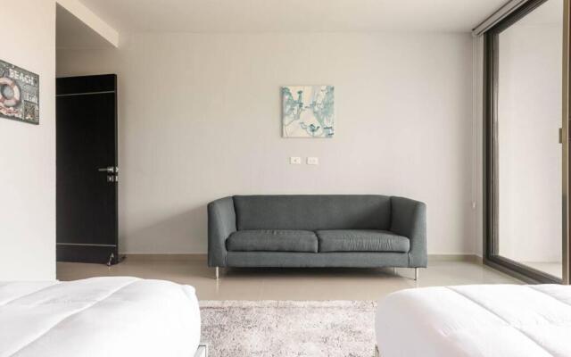 Peaceful & beautiful 3 min walking to the beach