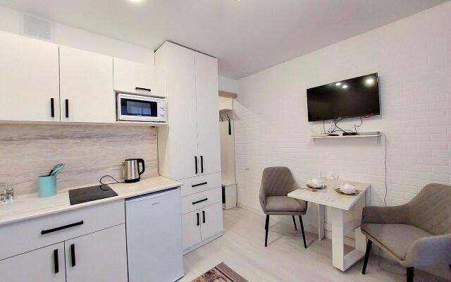 Шарман на проспекте Генерала Тюленева 52