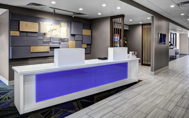 Holiday Inn Express & Suites Coldwater
