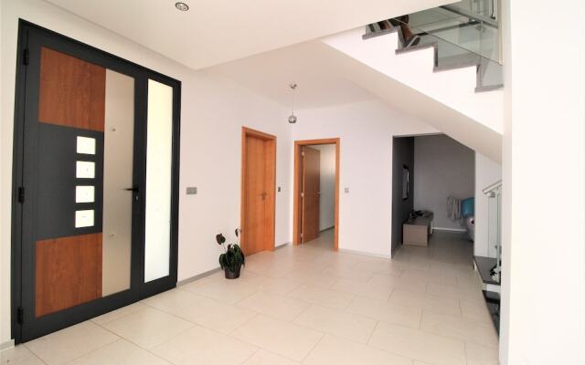 Plaza Villa with Private Pool