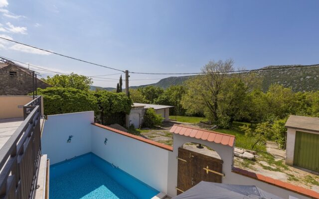 House Odiseja