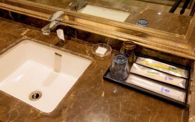 Blue Diamond Hotel