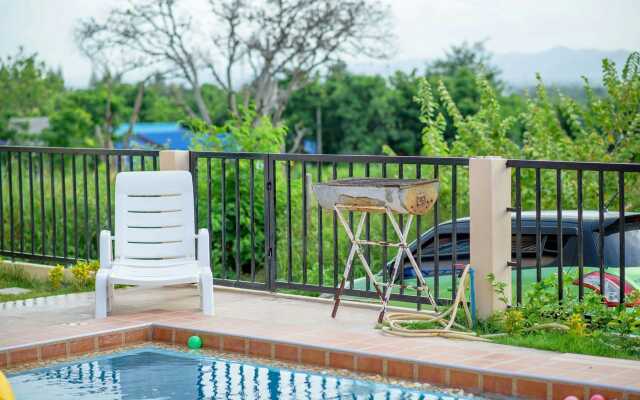 Platoo Pool Villa