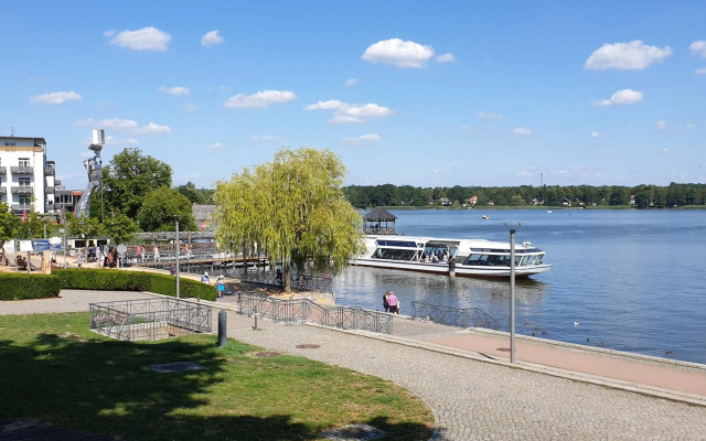 Travel Art Boardinghouse