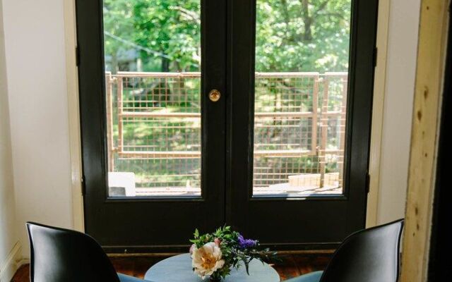 The Old Catskill Game Farm Inn