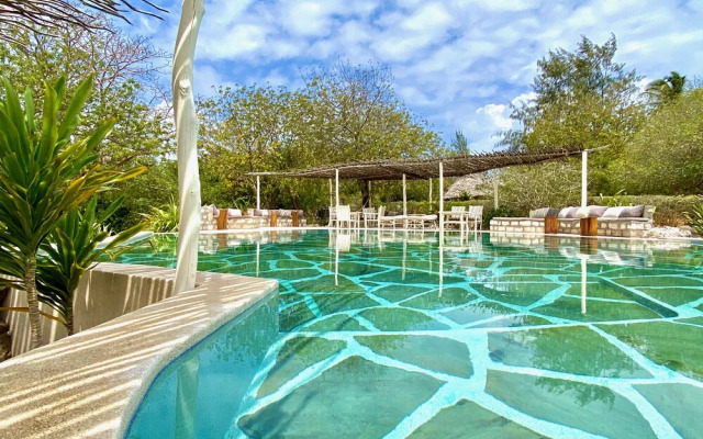 Rock and Sea Resort